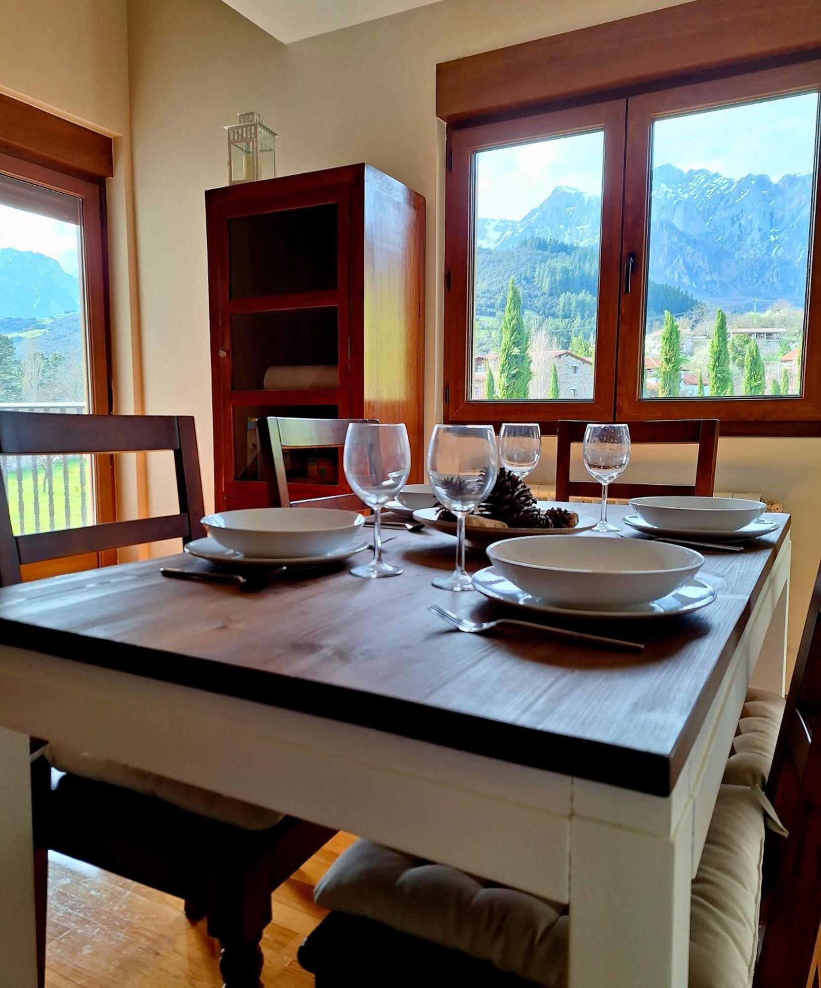 Apartament Entre Potes Y Picos Con Wifi Y Garaje Turieno Zewnętrze zdjęcie