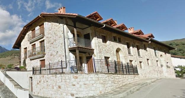 Apartament Entre Potes Y Picos Con Wifi Y Garaje Turieno Zewnętrze zdjęcie